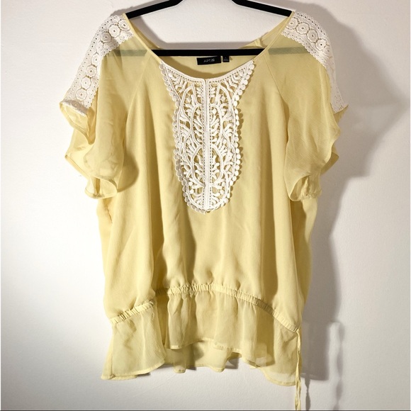 Apt 9 Blouse White Lace Bib Yellow Drawstring Peplum Top Large EUC - Picture 1 of 8